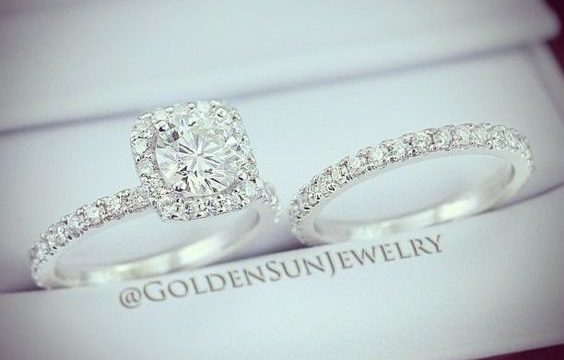 Apa Bedanya Cincin Nikah sama Cincin Tunangan?