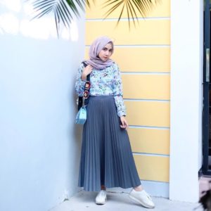 baju yang cocok untuk piknik
