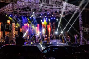 konser musik drive in